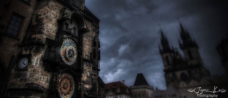 Prague square.jpg