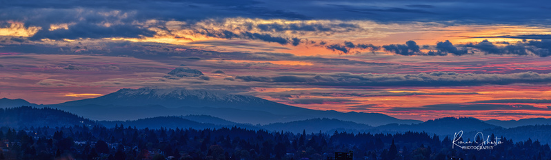 1122021 Mt Hood Pano Sunrise(1).jpg