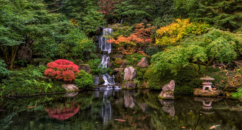 Heavenly Falls Pano 1(1).jpg
