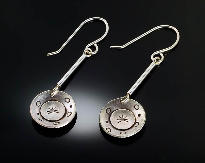 DisceareLoriEarrings.jpg :: Lori Disceare - silver earrings