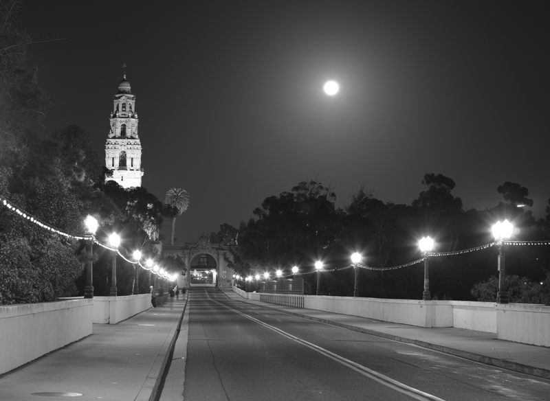 Bridge to Balboa Park.jpg :: The view across the iconic Laurel Street Bridge with the moon overhead looks best on Canvas. (A2:3) (LE5k)