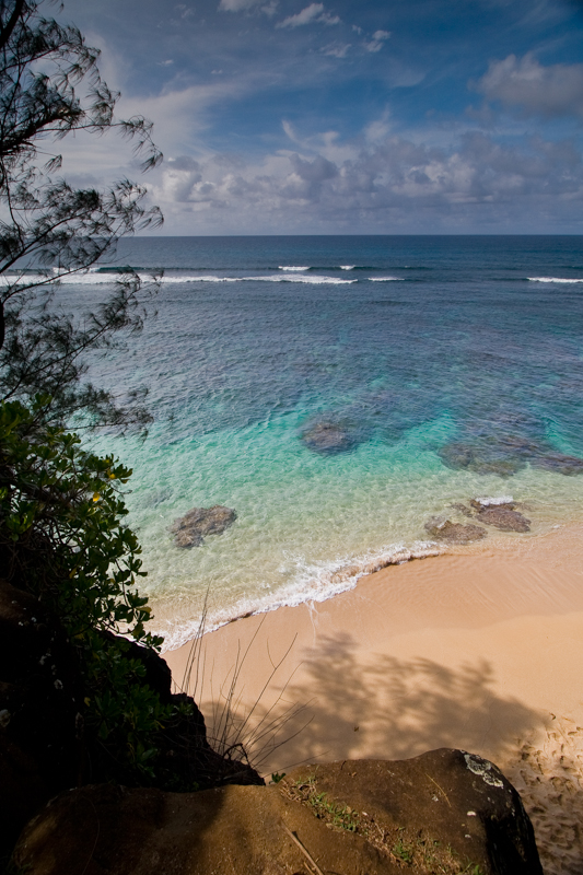 Hide-Away Beach.jpg :: An iconic view of a beach beneath the path.  Nature has painted an inviting scene. (A2:3) (LE3k)
