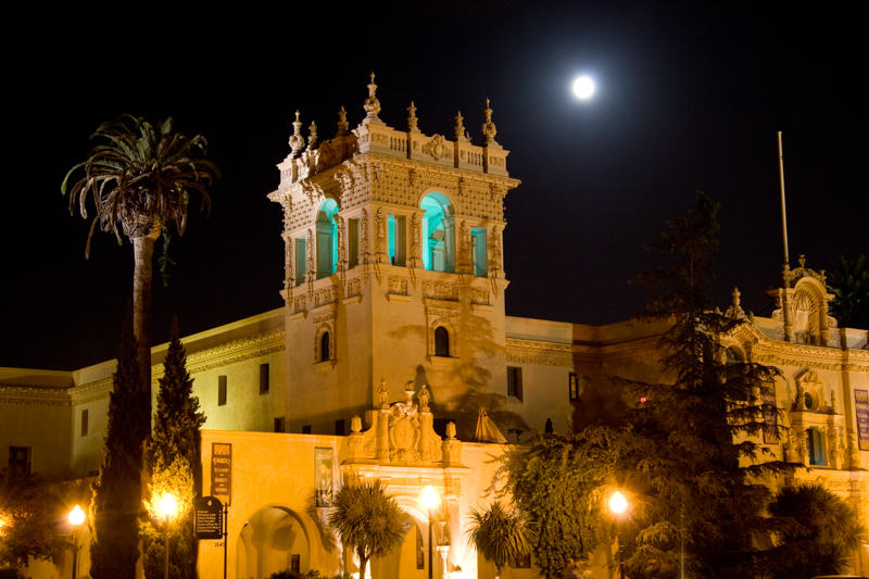 Moon Prado.jpg :: The Prado tower is another iconic Balboa Park piece of architecture. (A2:3) (LE3k)