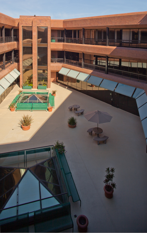courtyard1.jpg :: Sample Architecture shot.  Contact Dave to discuss your project
