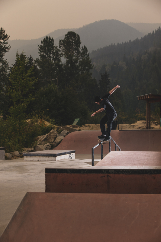 ralphie_65U7091(1).jpg :: Skater: Glenn Rowley  Locaton: Nelson, BC  Photo: Ralphie