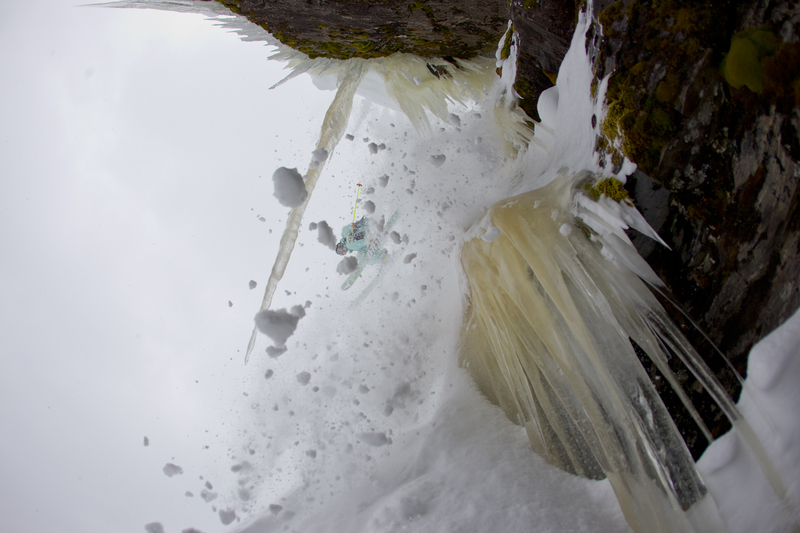 ralphieralphie_U5C1031(1).jpg :: Skier: Tobi Reindl  Location: Monashee Powder Snowcats  Photo: ralphie