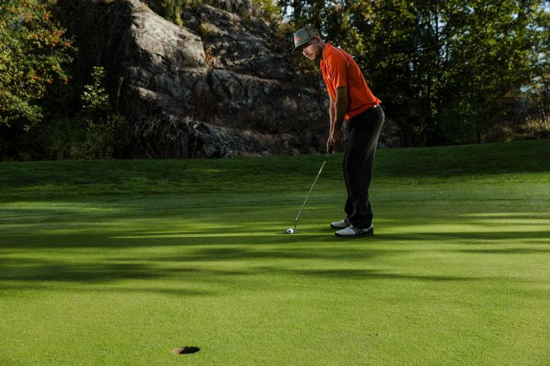 ralphie_65U3287.jpg :: The 17th Hole @ Granite Pointe in Nelson, BC