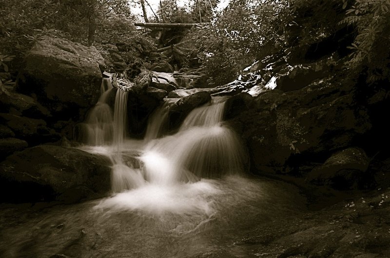 Lower Grotto falls SMNP.jpg