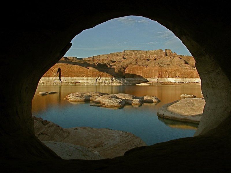 cave entrance Lake Powell.jpg :: OLYMPUS DIGITAL CAMERA         