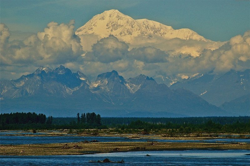the towering Mount McKinley.jpg