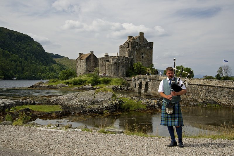 Bag Pipes Eillen Dunnan.jpg