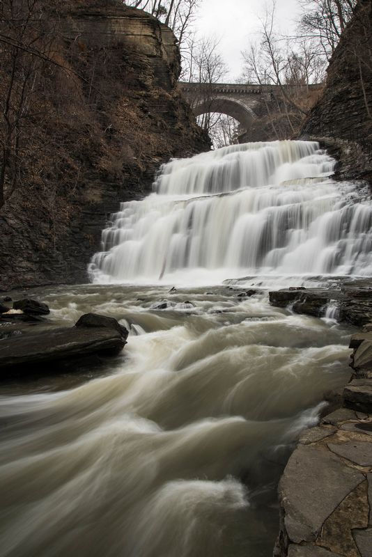 Cascadia Falls verticle1.jpg