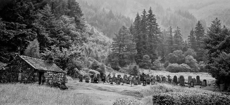 Cemetery Glen Shira.jpg