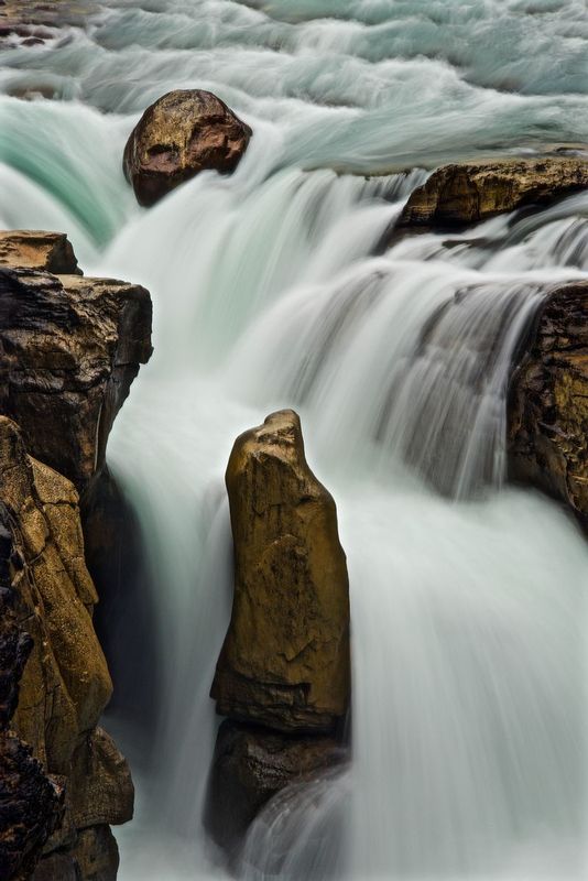 Sunwapta Falls Jasper NP.jpg
