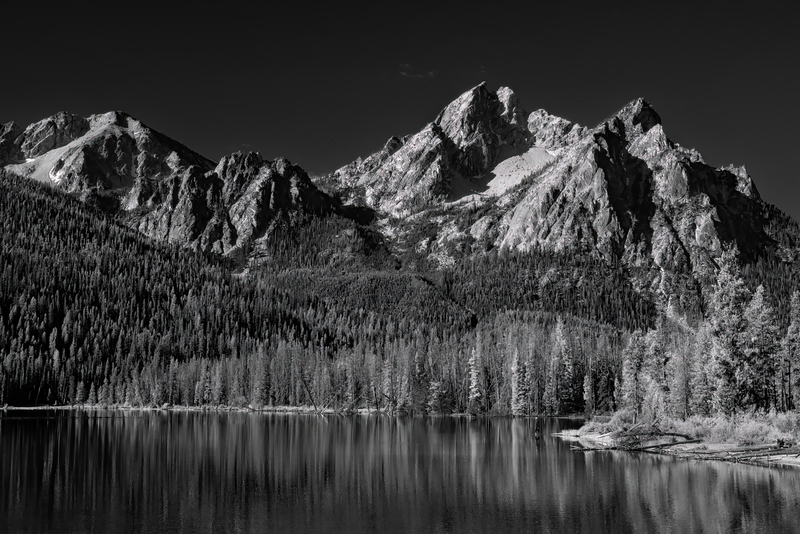 Pettit Lake.jpg