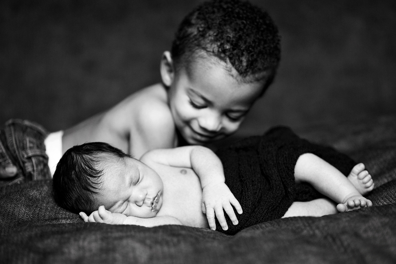 camerontnewborn-46bw.jpg