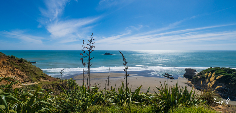 Maori bay DSCF0028(1).jpg :: Maori Bay, Muriwai beach, West Coast, Auckland, New Zealand