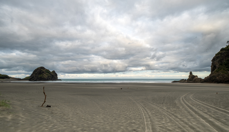 Piha Beach DSCF7330.jpg :: Phia, West coast, Auckland, New Zealand
