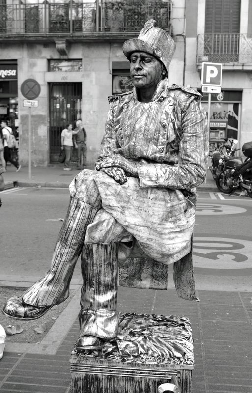 Las Ramblas Mime 5_Barcelona SP.jpg