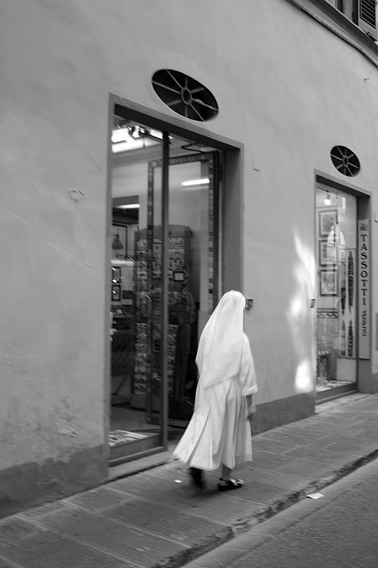 Nun on the Run_Florence IT.jpg
