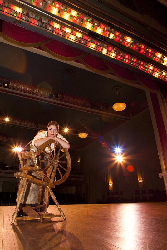 theatre0044_r1.jpg