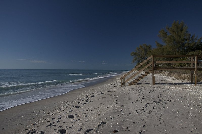 Gulf stairway.jpg