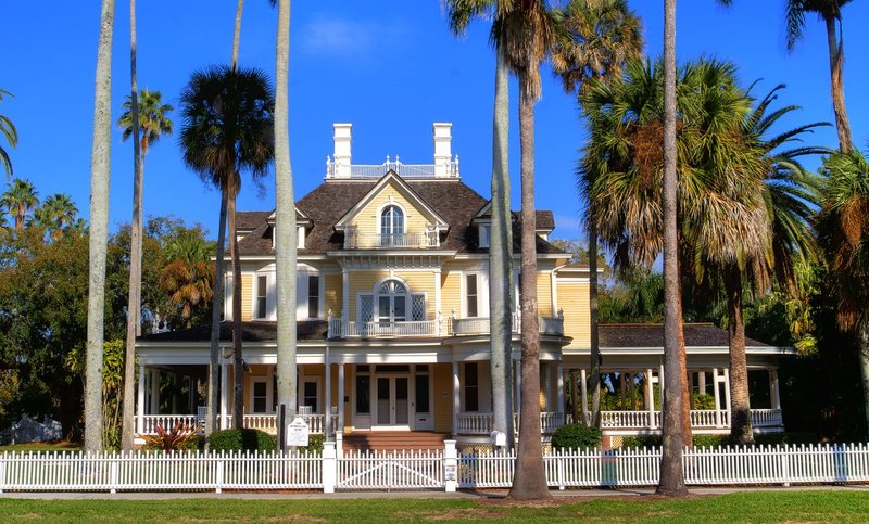 The Burrows House - Fort Myers.jpg