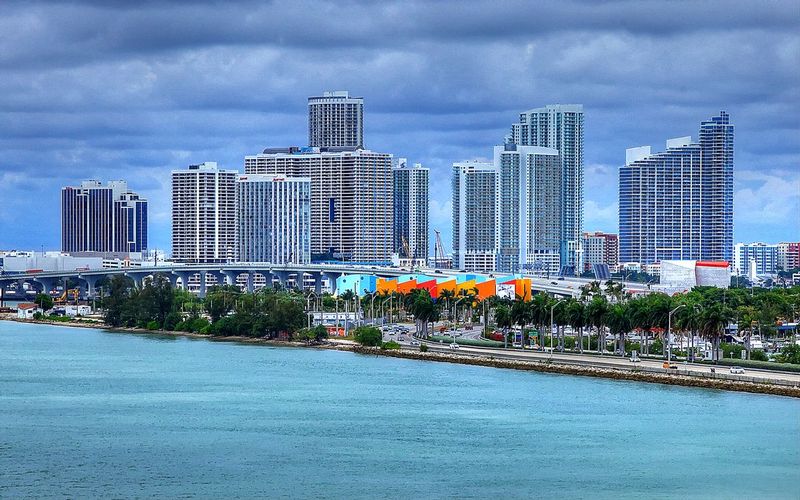 Miami Skyline 2.jpg