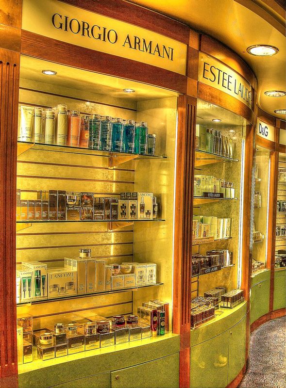 Perfumebar.jpg