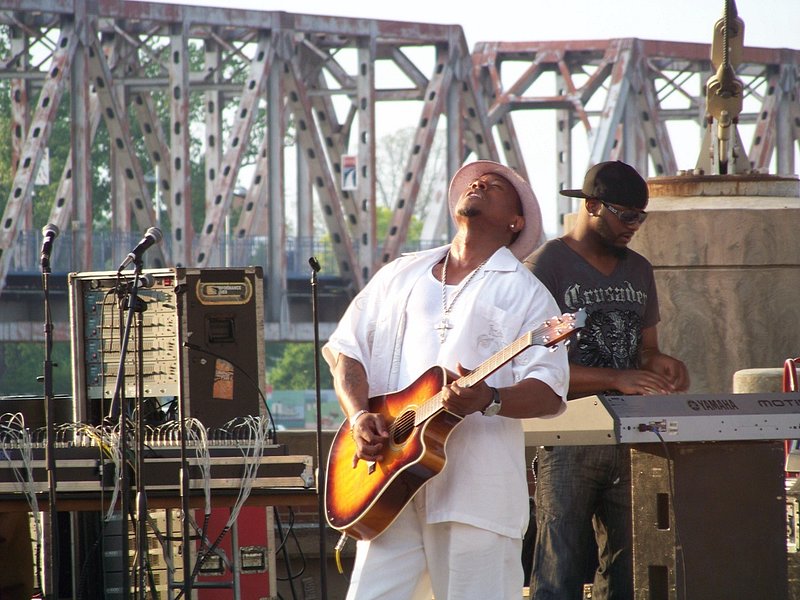 Calvin Richardson.jpg