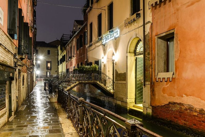 DSC_0207.jpg :: Castello, Venice