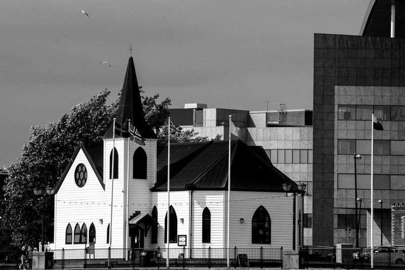 DSC_2401_18x12.jpg :: Norwegian Church, Cardiff
