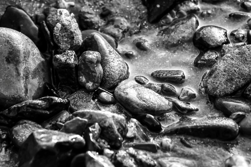 DSC_5094_15x101.jpg :: Pebbles & Rocks