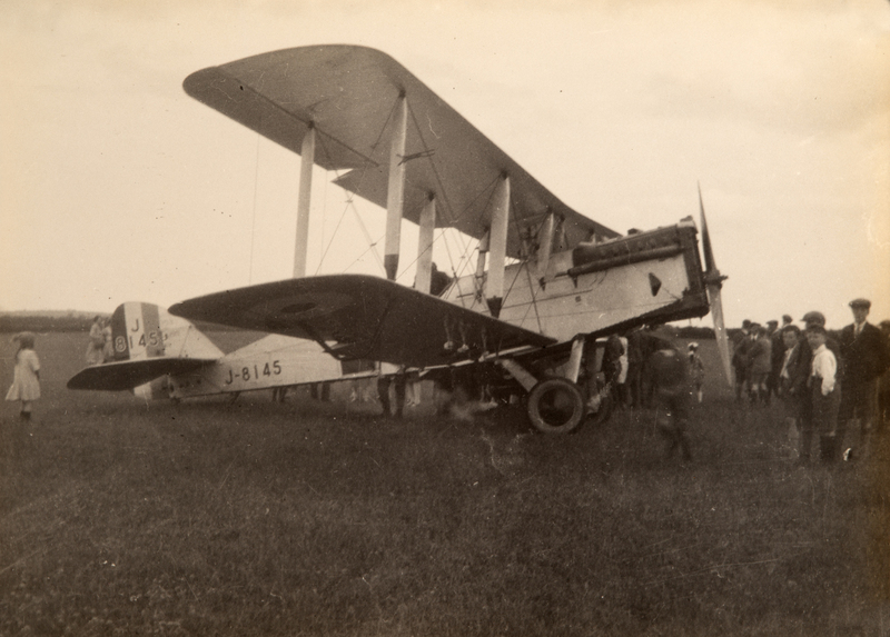 DH9A forced landing Ounndle Northamptonshire 39 Squadron DSC_0922.jpg