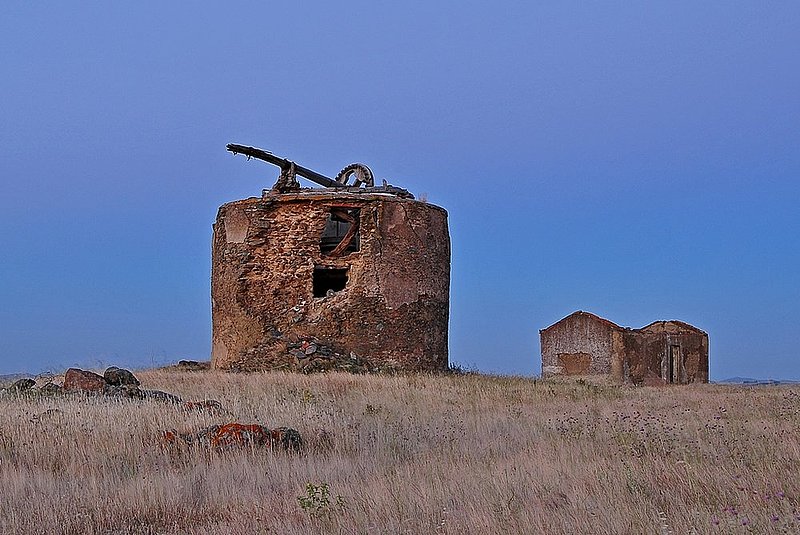 Mill in Castro Verde - Alentejo.jpg