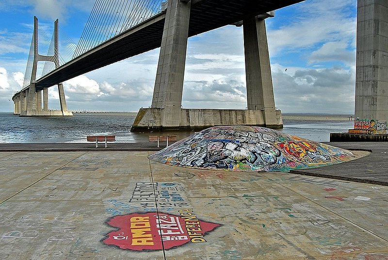 Vasco da Gama Bridge2.jpg