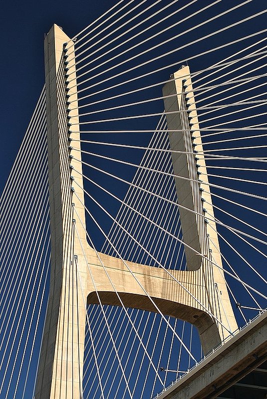 Vasco da Gama bridge1.jpg