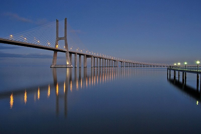 Vasco da Gama bridge3.jpg
