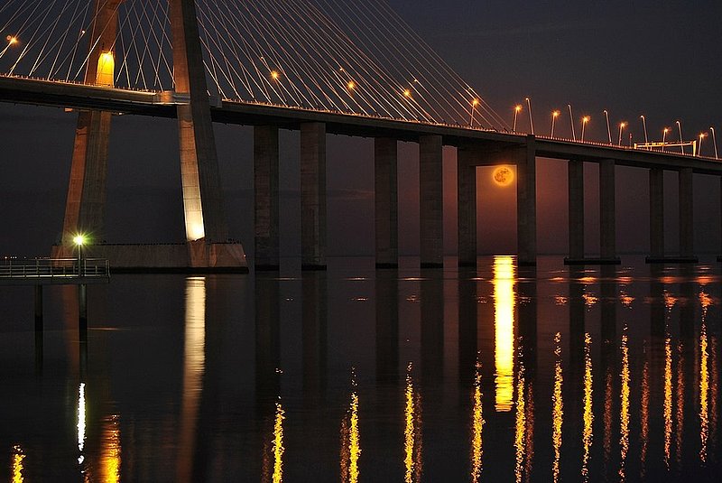 Vasco da Gama bridge4.jpg