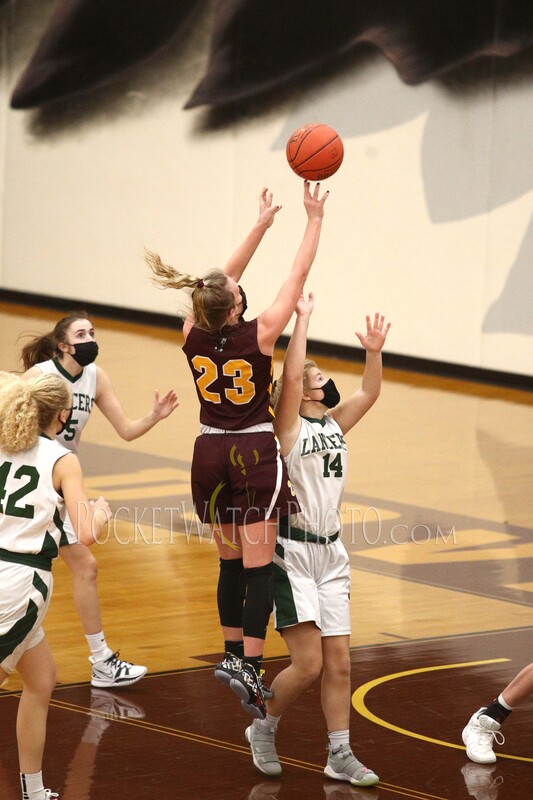 012521HSGB - 093.jpg :: LaCrescent at Dover-Eyota Girls Basketball 2021