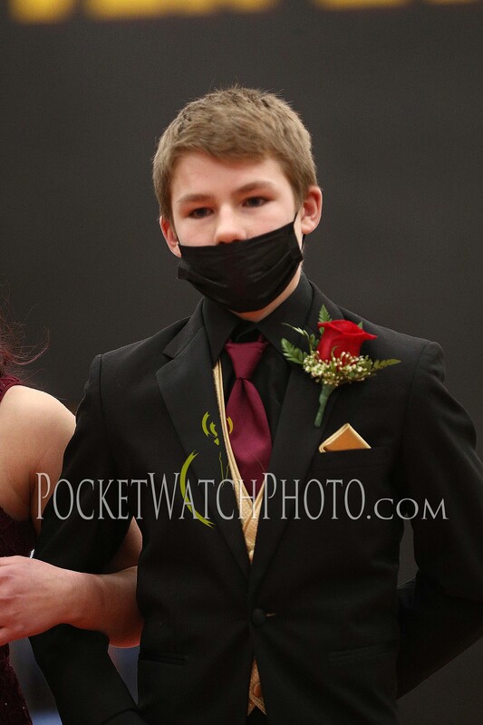 013122DEHS- 006.jpg :: Dover-Eyota SbnoBall Coronation 2022