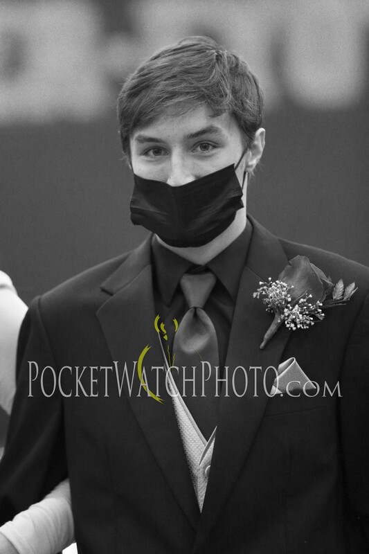 013122DEHS- 029(1).jpg :: Dover-Eyota SbnoBall Coronation 2022