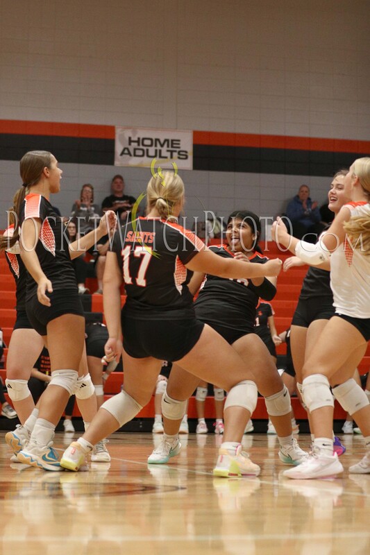 092525HSVB - 060.jpg :: Pine Island at St. Charles Volleyball 2025