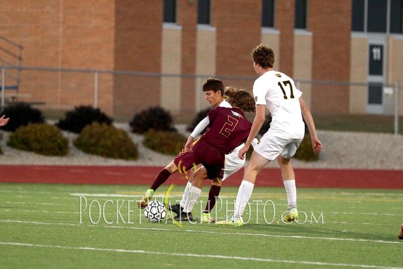 092622HSBS - 025.jpg :: Byron at Dover-Eyota Boys Soccer 2022