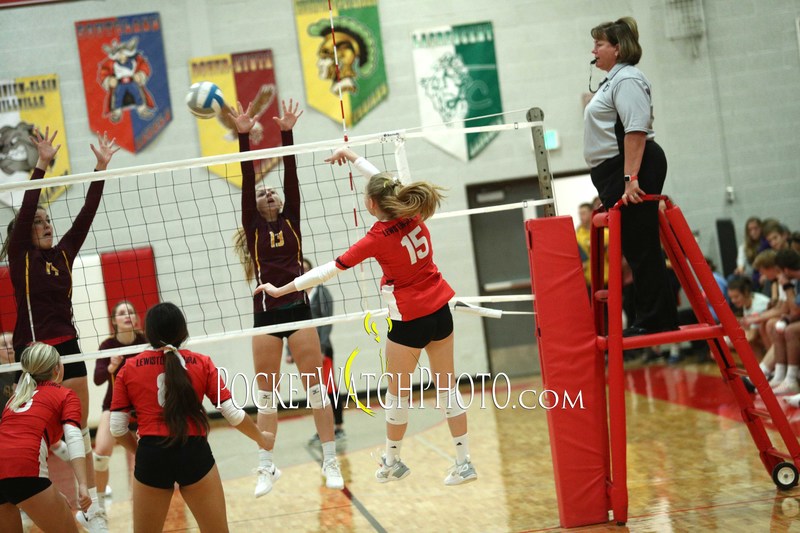 102249HSVB - 072.jpg :: Dover-Eyota at Lewiston-Altura Volleyball 2019