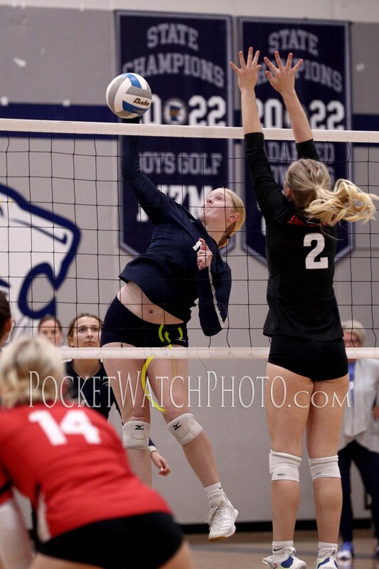 102722HSVB - 007.jpg :: Lewiston-Altura at Zumbrota-Mazeppa Volleyball 2022