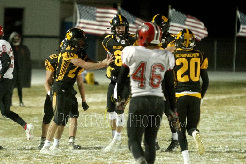 111220HSFB - 082.jpg :: Undefeated Cannon Falls at PEM Football 2020