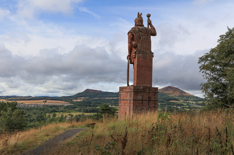 William Wallace Statue Dryburgh.jpg :: 169A3126.JPG