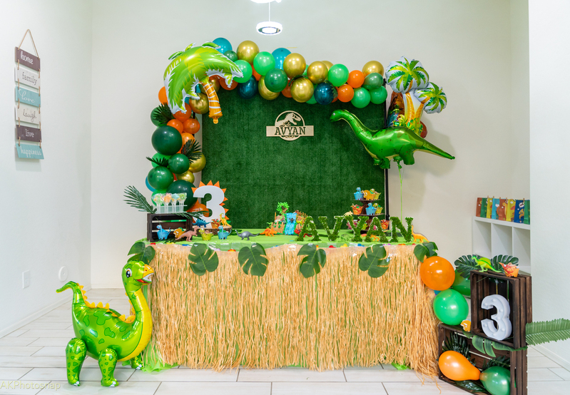 Avyan 3rd BDay 2022-01-04-16h57m56.jpg