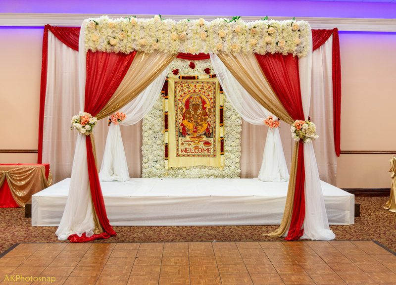 Mounika  Santosh Wedd 2020-02-16-07h15m01(1).jpg